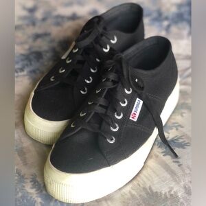 Superga 2740 Platform Sneakers - size 9 womens